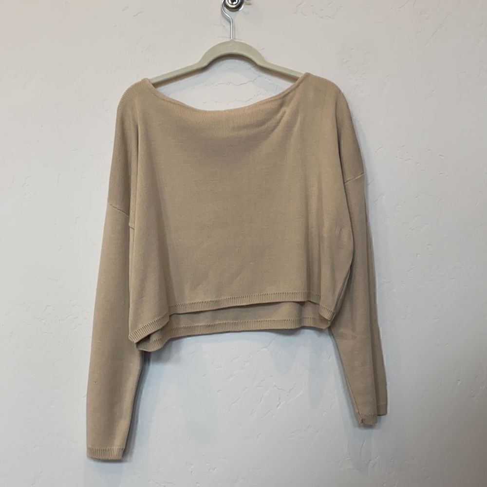 COPY - Nasty Gal Sweater - Picture 4 of 4